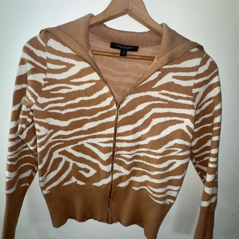 Marc New York Tan and White Zebra Print sweater